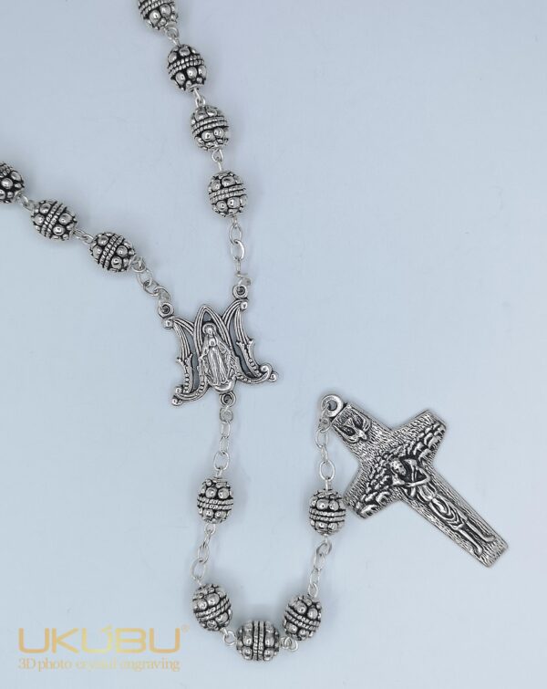 EC4222 60017591c2dc8d30f98f8b08 - Rosario con grani in metallo 7mm con croce di Papa Francesco