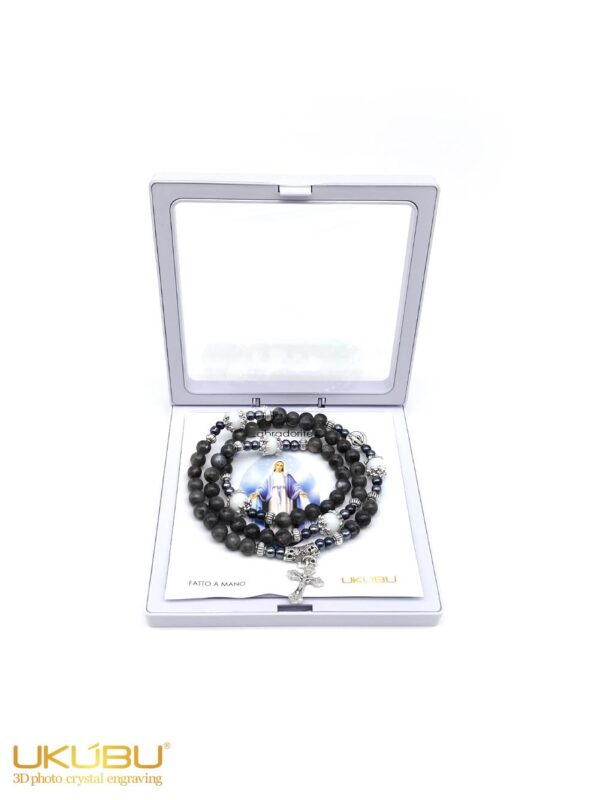 PTER6ML10 6343e3e4c2dced2e5e5bb4da - Bracciale rosario elasticizzato con grani in pietra labradorite 6mm con Madonna Miracolosa