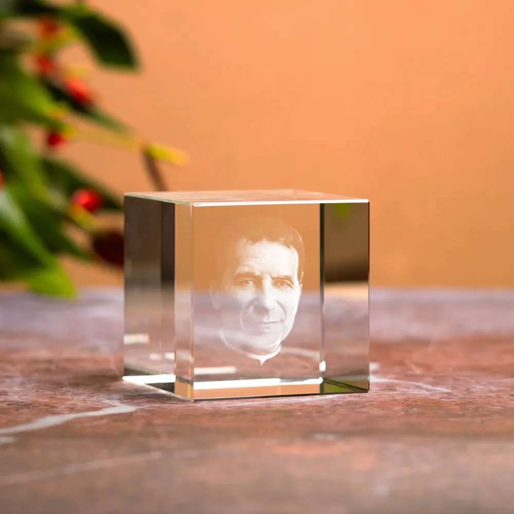 Cubo con incisione laser 3D Don Bosco