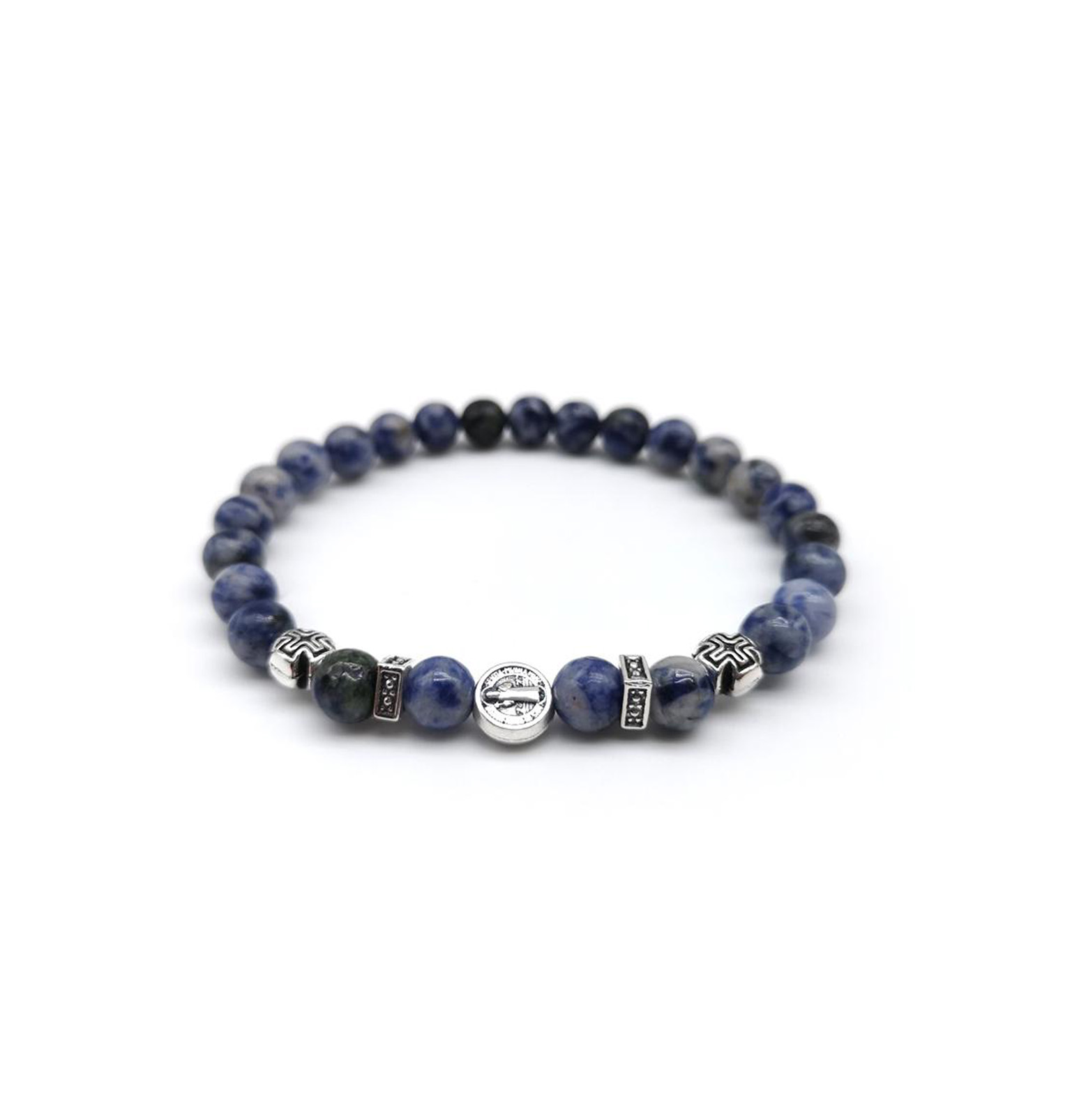 Bracciale elasticizzato in pietra sodalite blu 6mm con San Benedetto