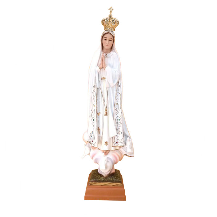 Statua Madonna di Fatima in polistirolo riciclato con motivi decorati color oro e strass colorati completa di corona Occhi di cristallo Dimensioni: 45 cm Pittura classica interamente dipinta a mano Corona removibile